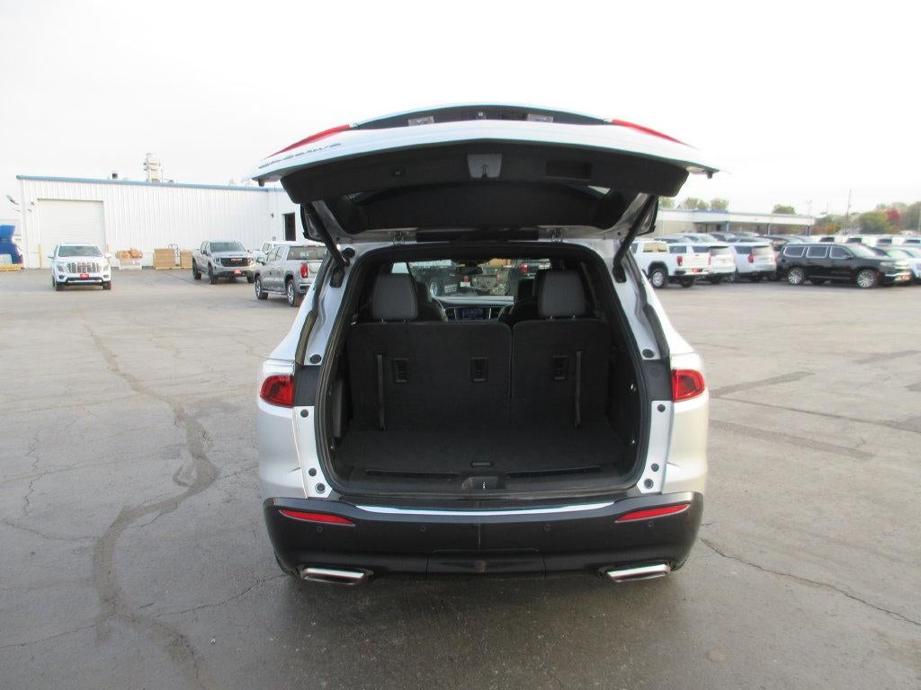 2022 Buick Enclave Essence