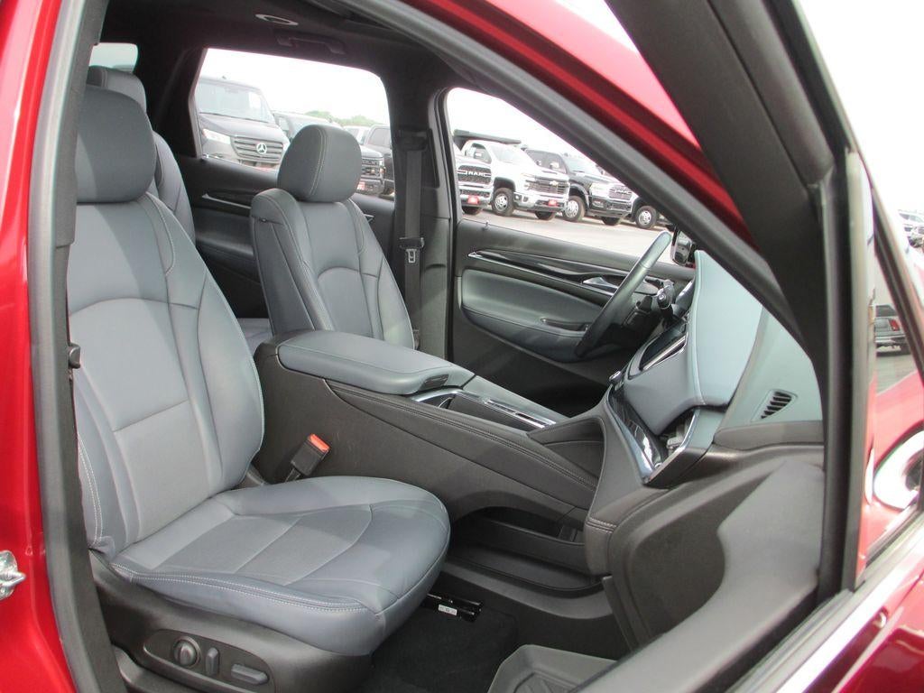 2022 Buick Enclave Essence