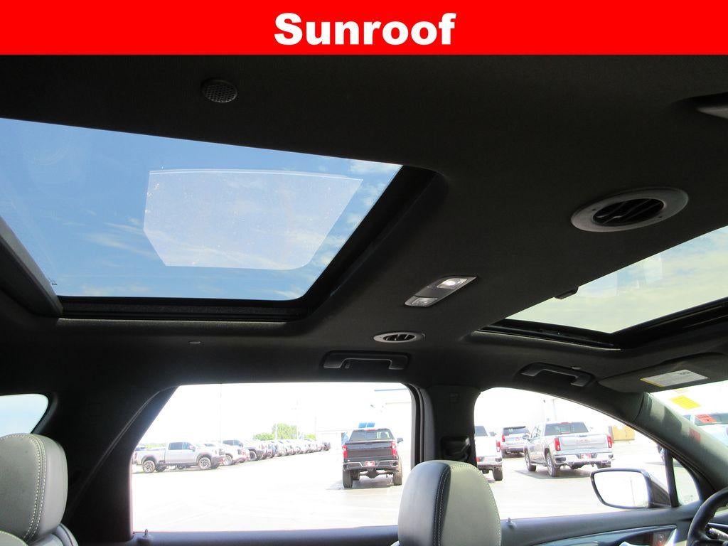 2022 Buick Enclave Essence