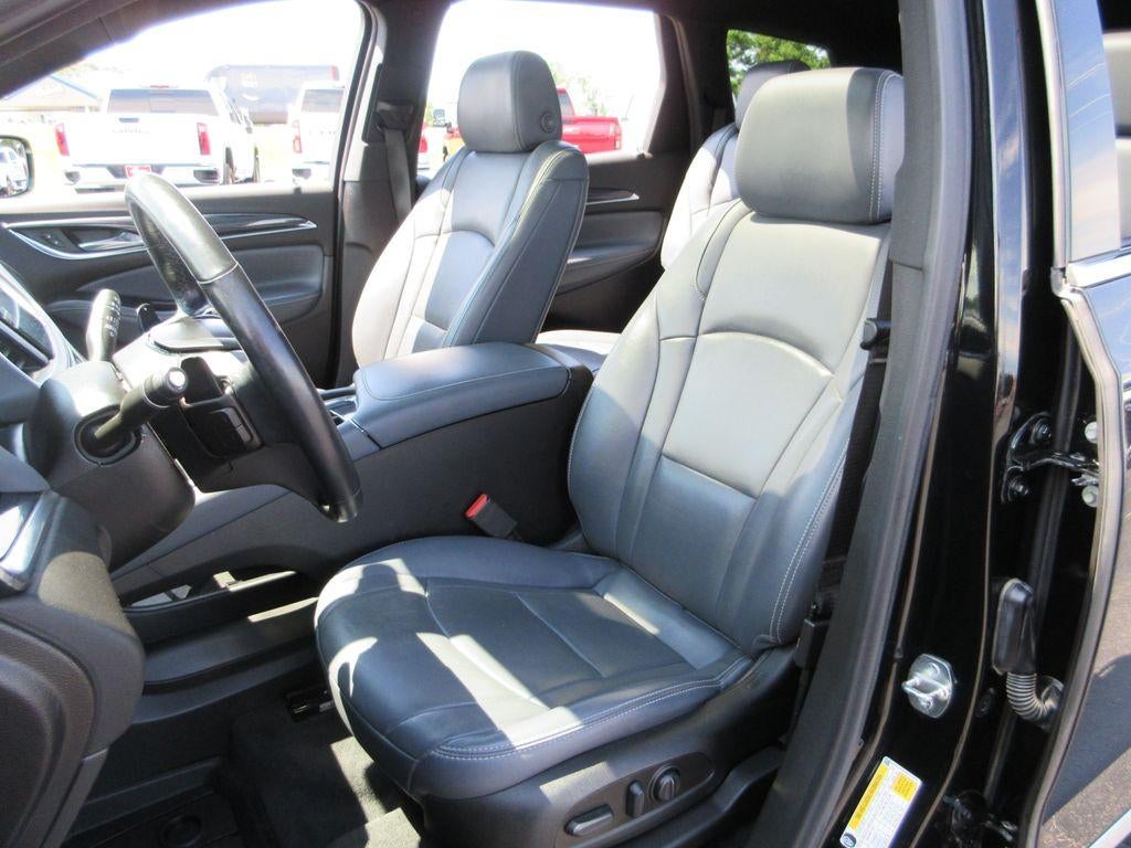 2022 Buick Enclave Essence