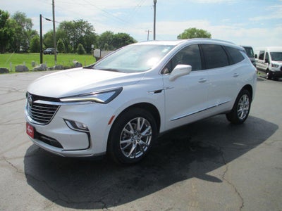 2023 Buick Enclave Essence