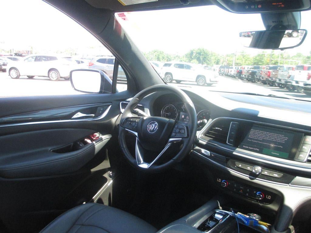 2023 Buick Enclave Essence