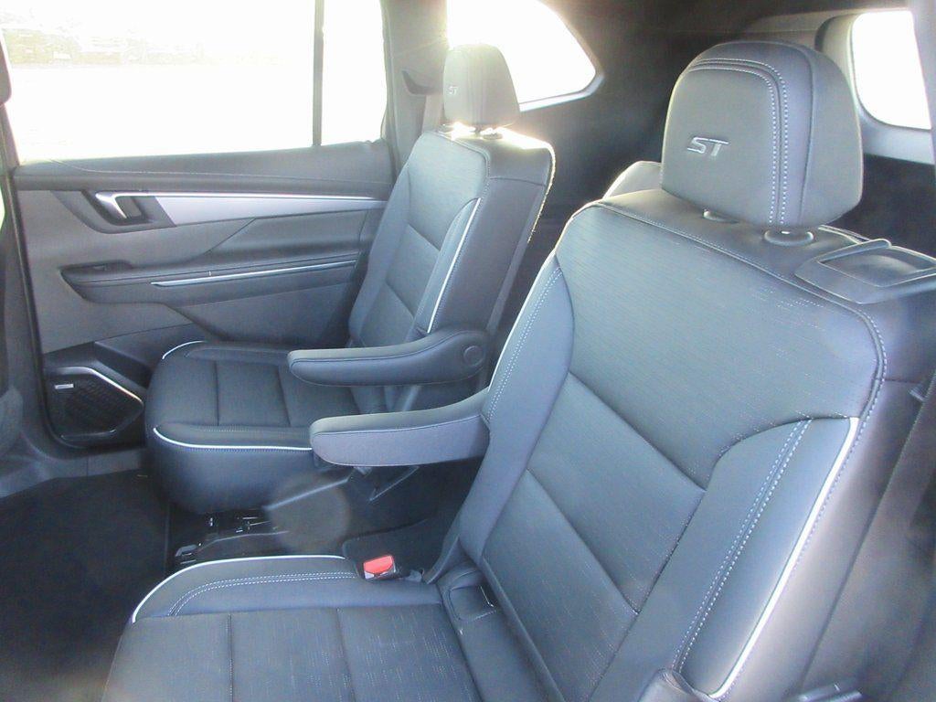2026 Buick Enclave Sport Touring - Photo 13