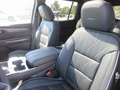 2026 Buick Enclave Avenir