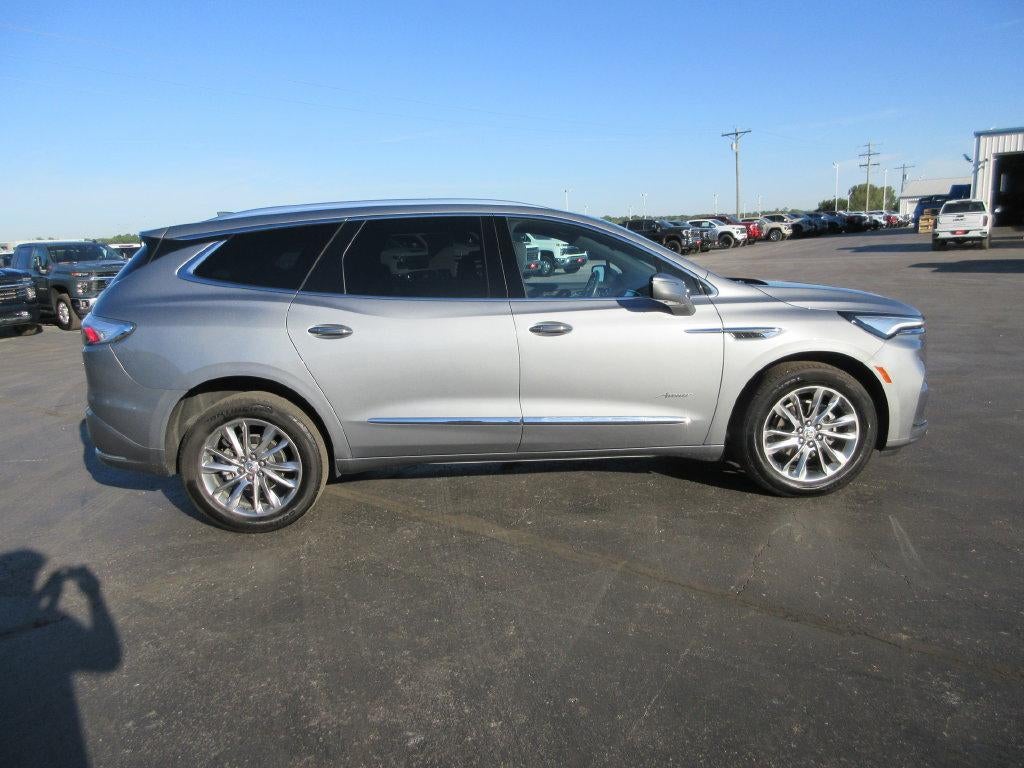 2024 Buick Enclave Avenir