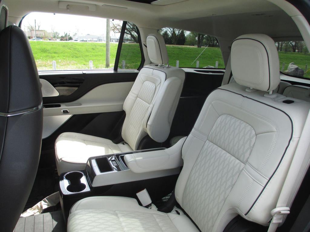 2022 Lincoln Aviator Black Label