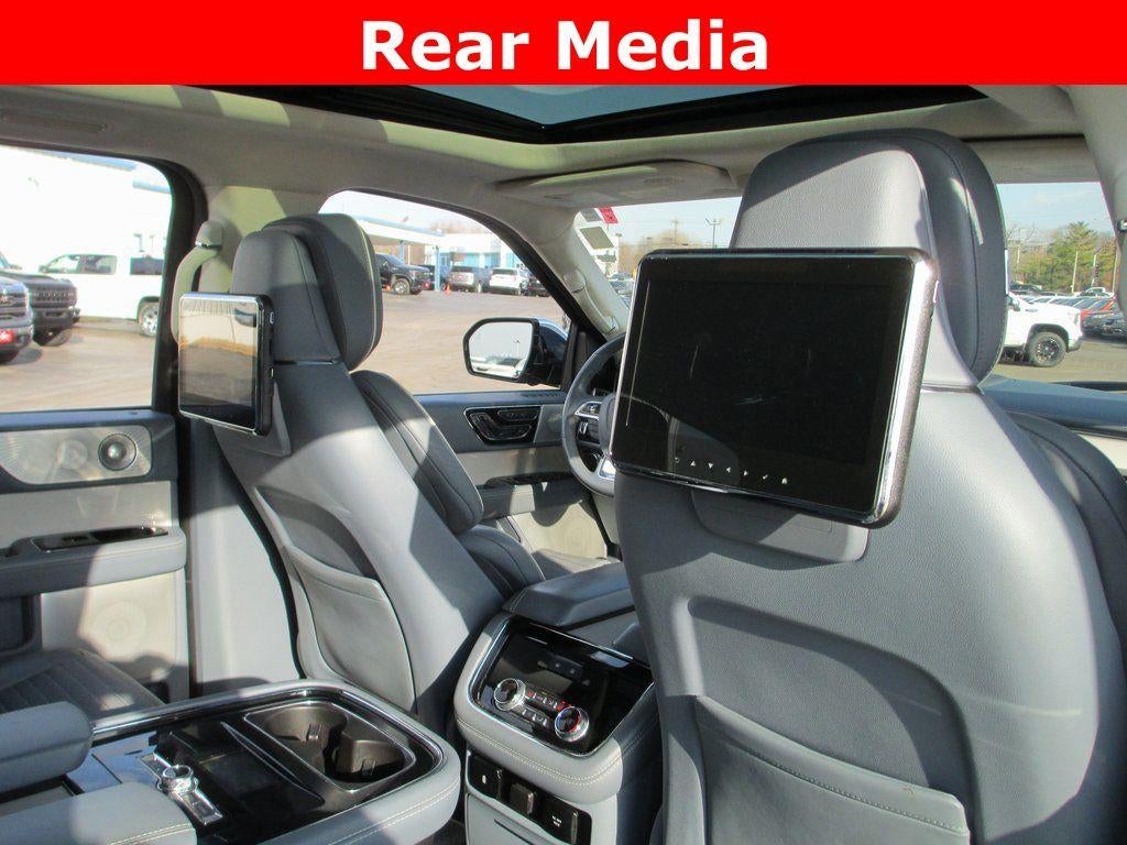 2019 Lincoln Navigator Black Label