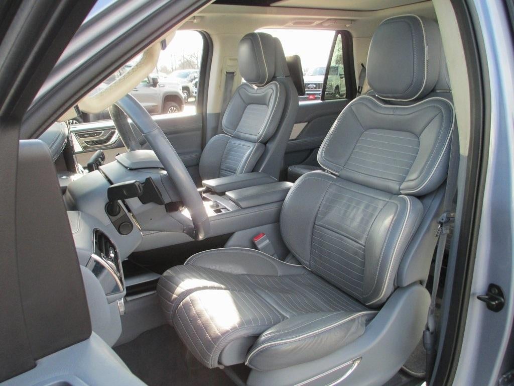 2019 Lincoln Navigator Black Label