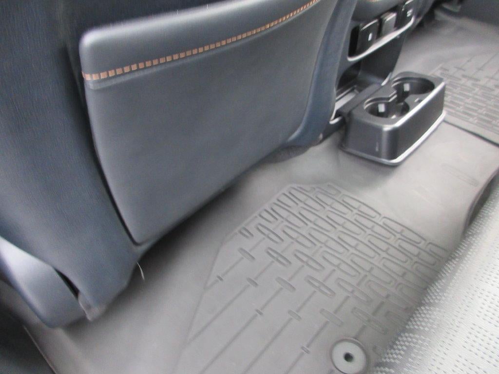 2022 Lincoln Navigator Black Label