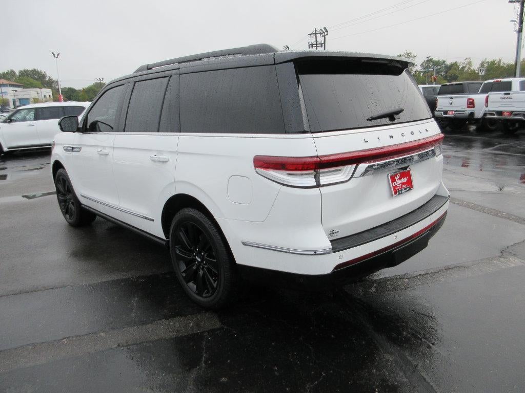 2022 Lincoln Navigator Black Label