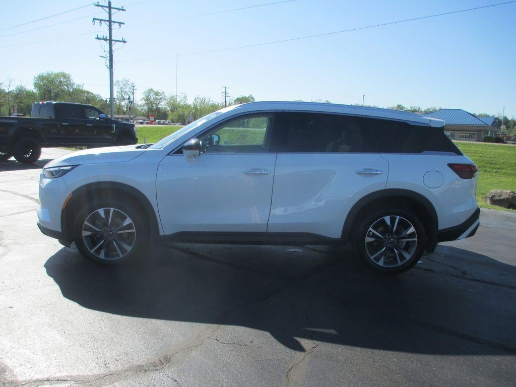 2023 INFINITI QX60 LUXE AWD