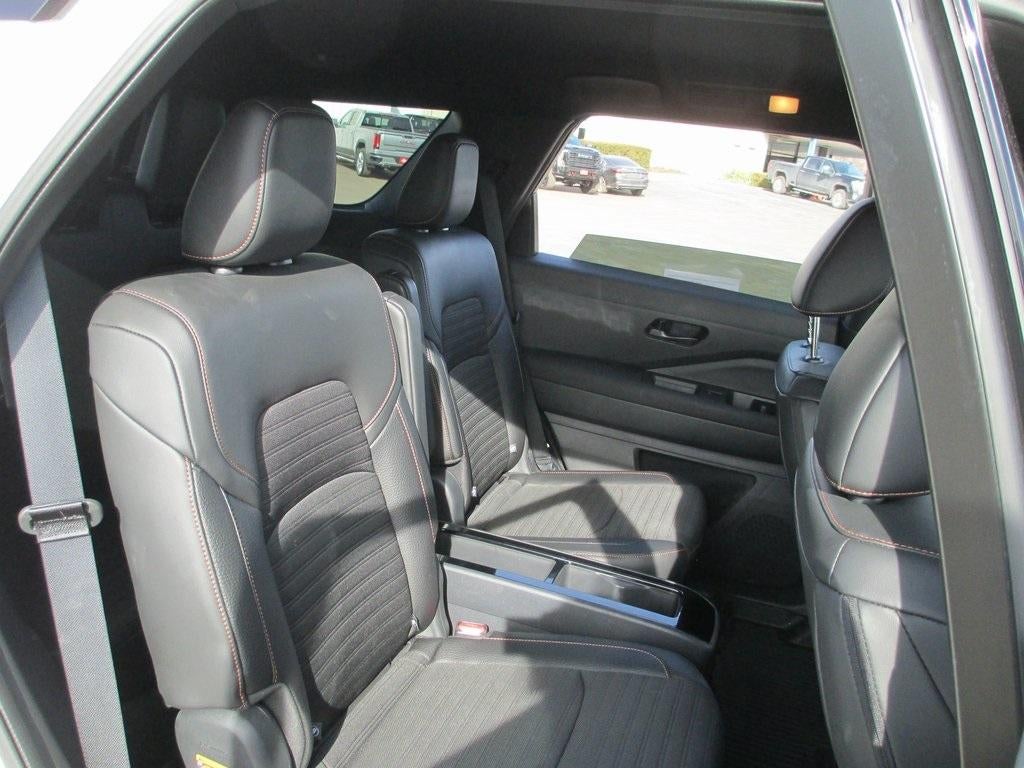 2025 Nissan Pathfinder Rock Creek