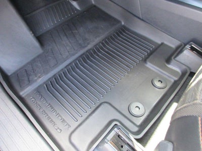 2024 Nissan Pathfinder Rock Creek 4WD