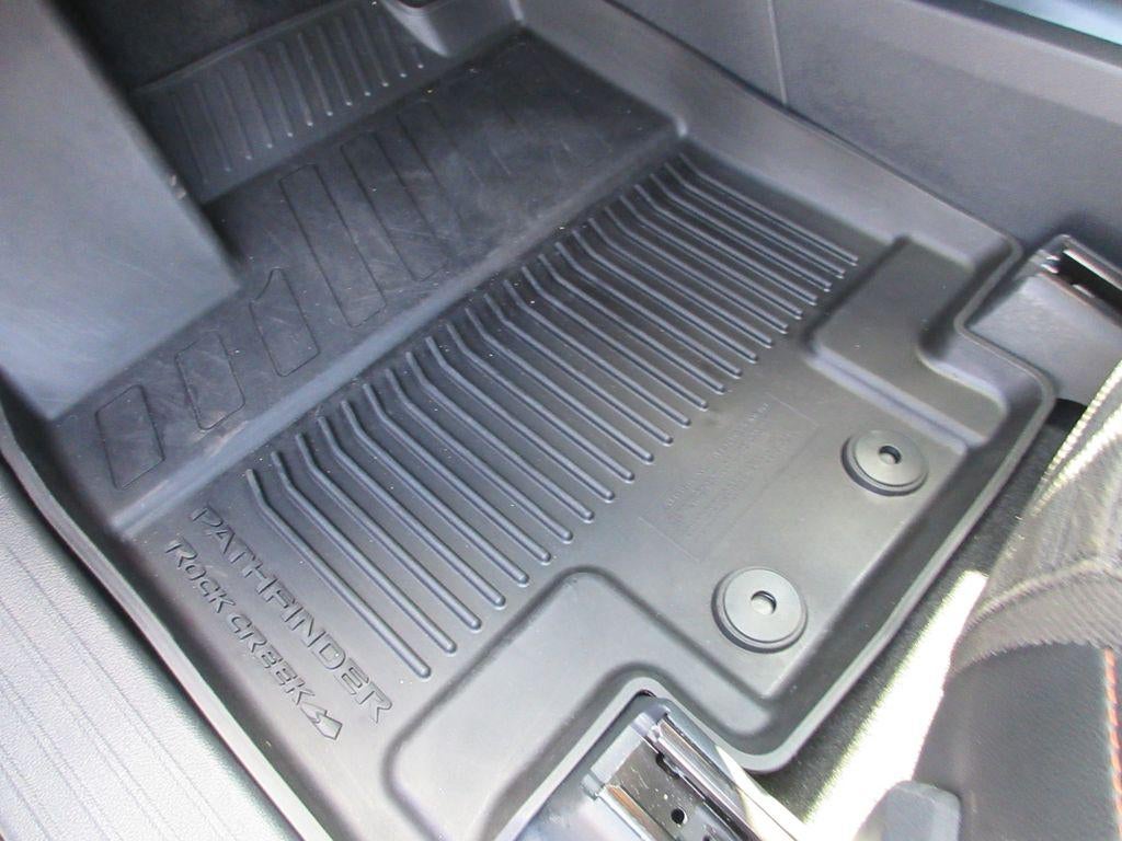 2024 Nissan Pathfinder Rock Creek 4WD