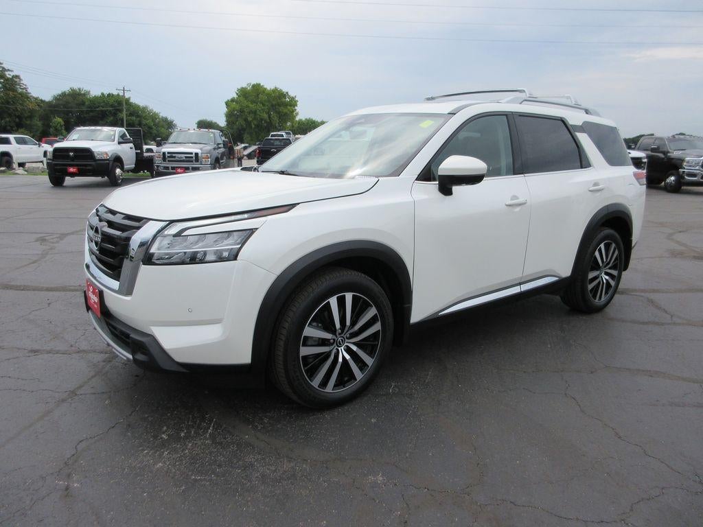 2023 Nissan Pathfinder Platinum 4WD