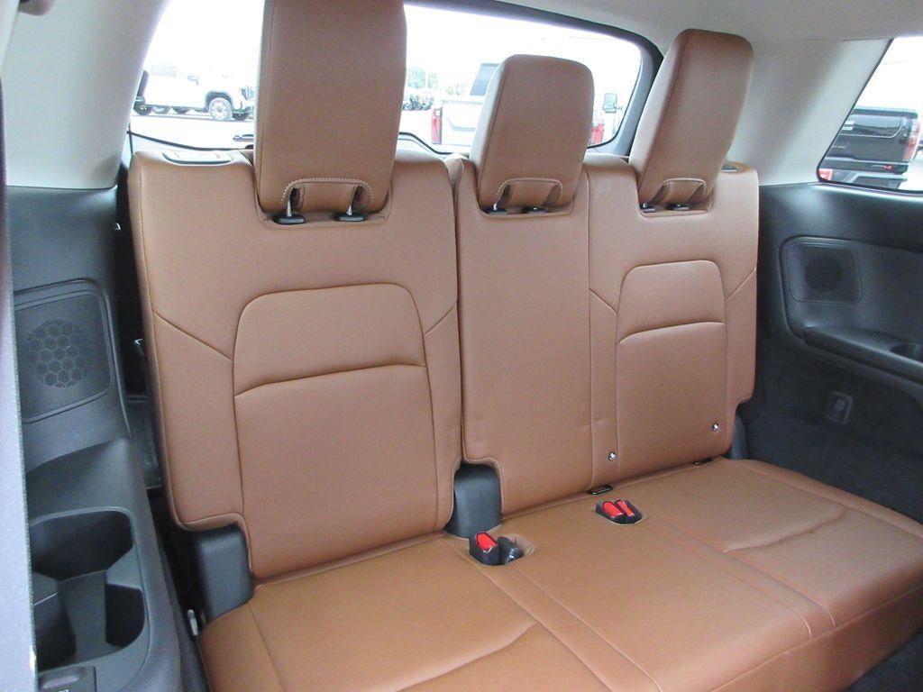 2023 Nissan Pathfinder Platinum 4WD
