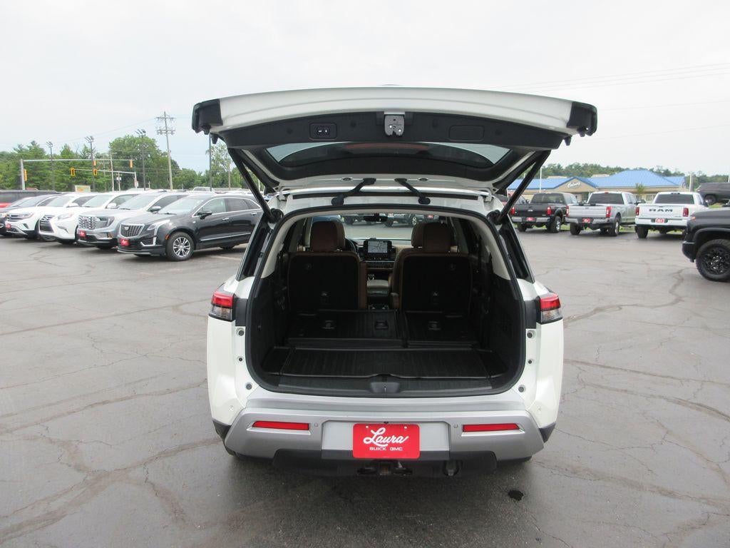 2023 Nissan Pathfinder Platinum 4WD