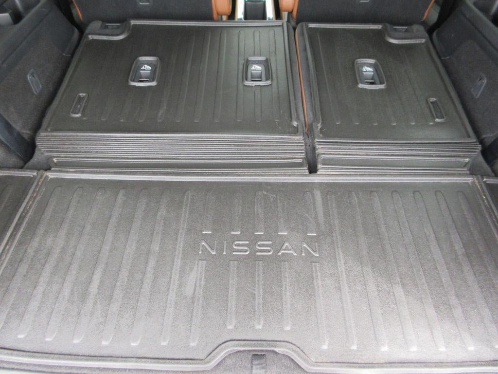 2023 Nissan Pathfinder Platinum 4WD