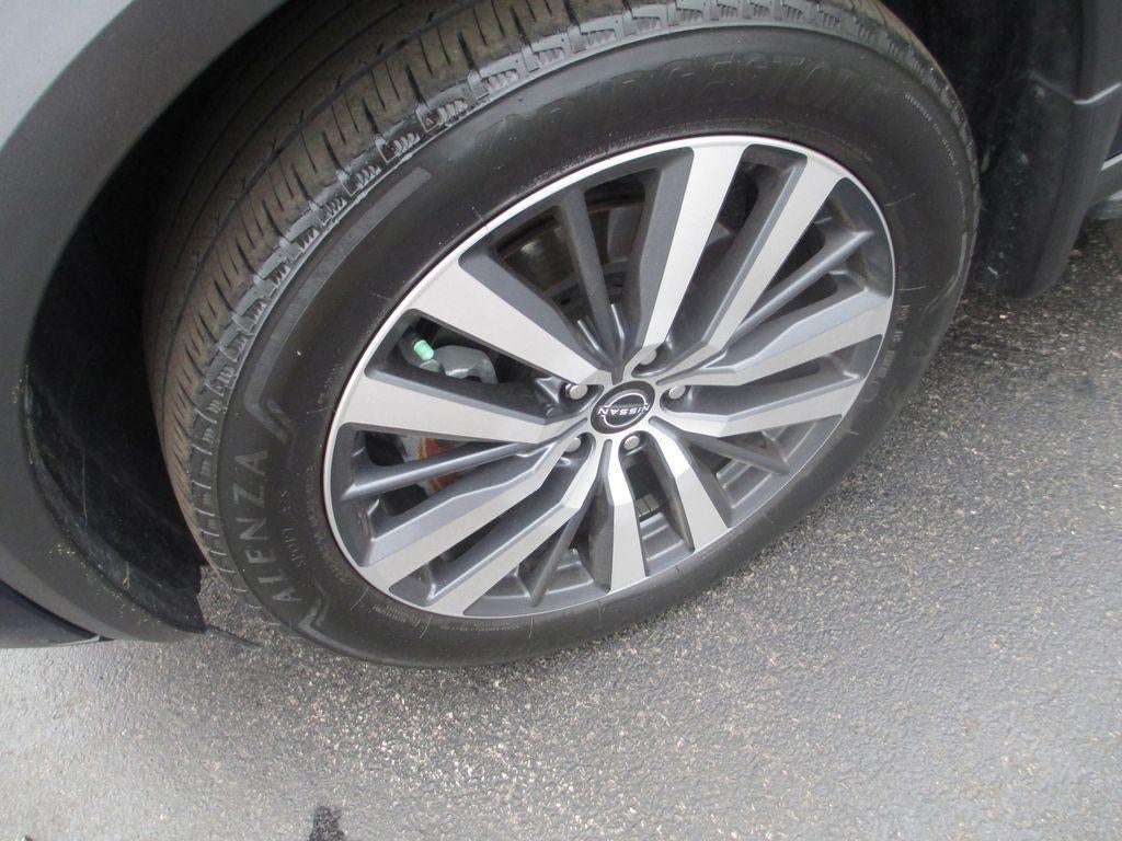2022 Nissan Pathfinder Platinum 4WD