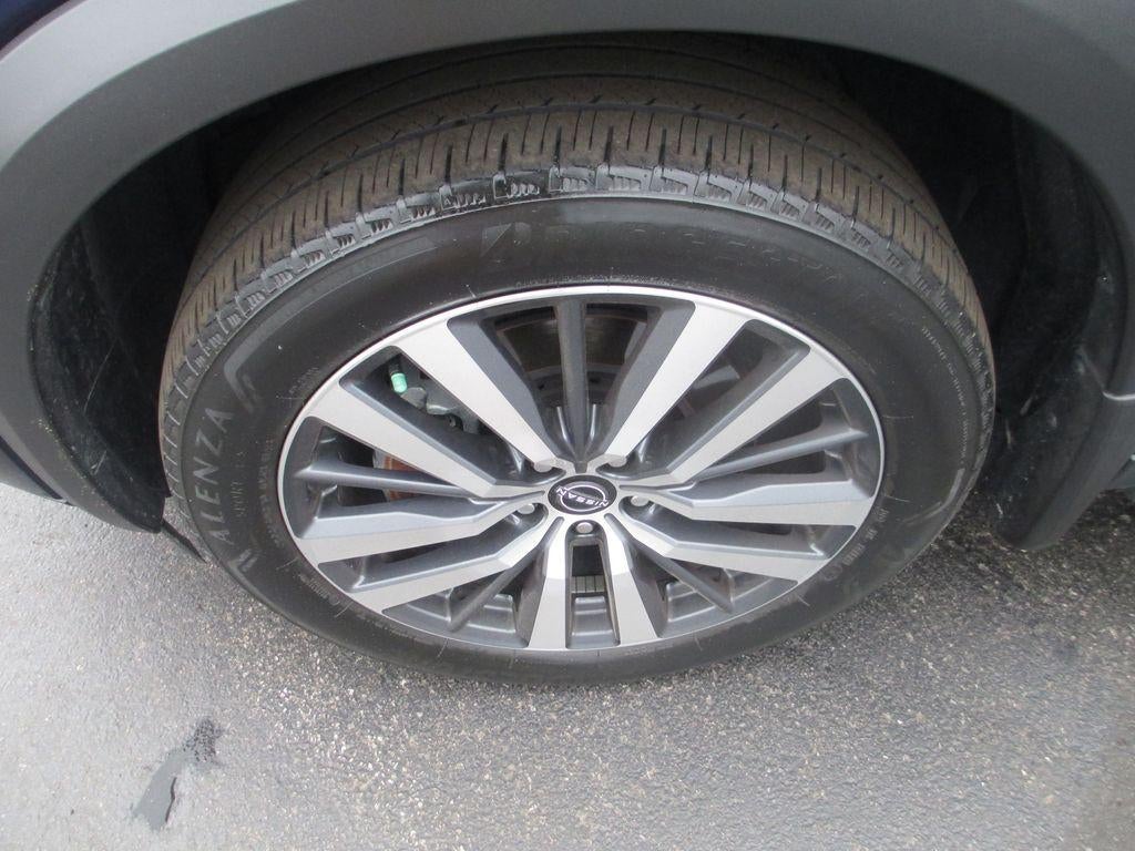 2022 Nissan Pathfinder Platinum 4WD