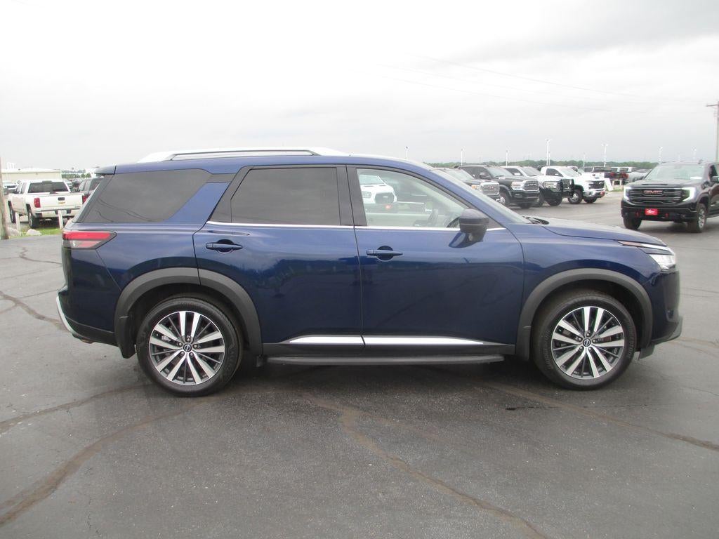 2022 Nissan Pathfinder Platinum 4WD