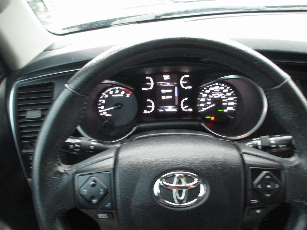 2022 Toyota Sequoia SR5