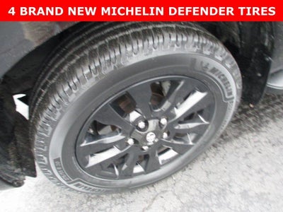 2022 Toyota Sequoia SR5