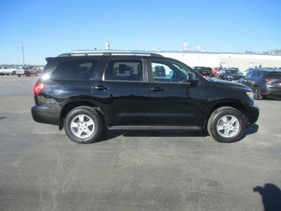 2015 Toyota Sequoia SR5