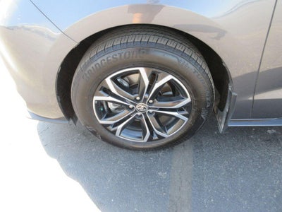 2025 Toyota Sienna Platinum