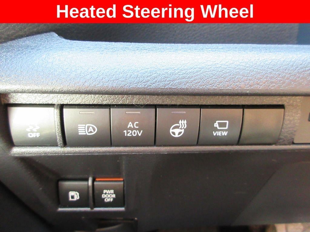 2025 Toyota Sienna Platinum