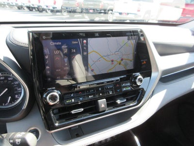 2021 Toyota Highlander Platinum