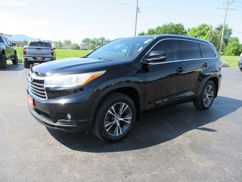 2016 Toyota Highlander XLE V6