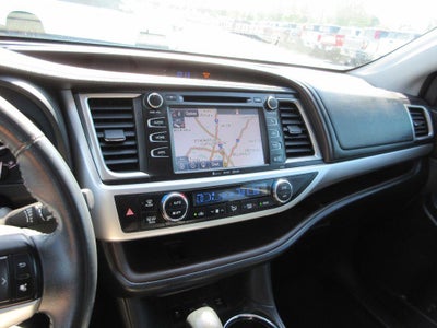 2016 Toyota Highlander XLE V6