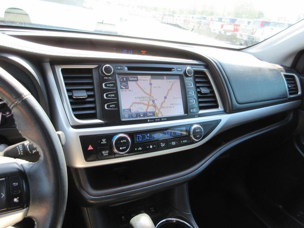 2016 Toyota Highlander XLE V6