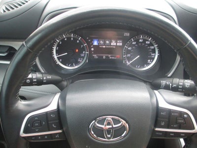 2024 Toyota Highlander XLE
