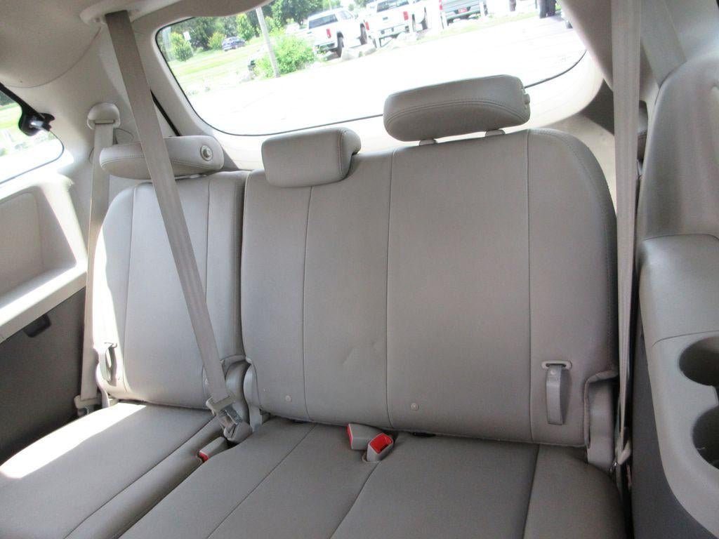 2016 Toyota Sienna XLE