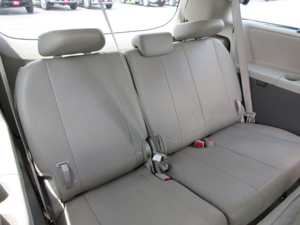 2016 Toyota Sienna XLE