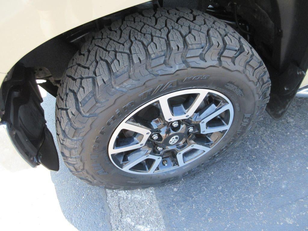 2019 Toyota Tundra Limited 5.7L V8