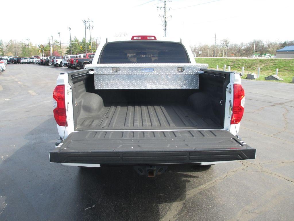 2016 Toyota Tundra Limited 5.7L V8