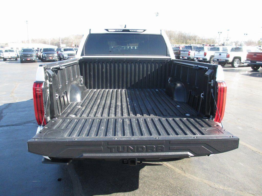 2024 Toyota Tundra 4WD SR5