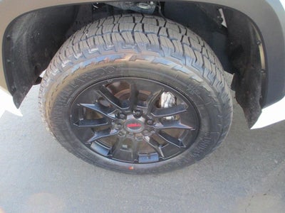 2022 Toyota Tundra 4WD SR5