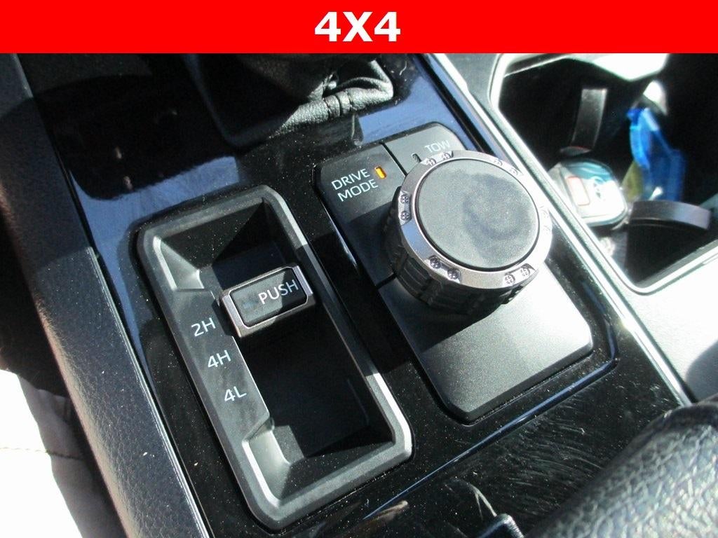 2022 Toyota Tundra 4WD SR5