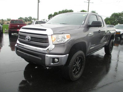2014 Toyota Tundra 4WD Truck SR