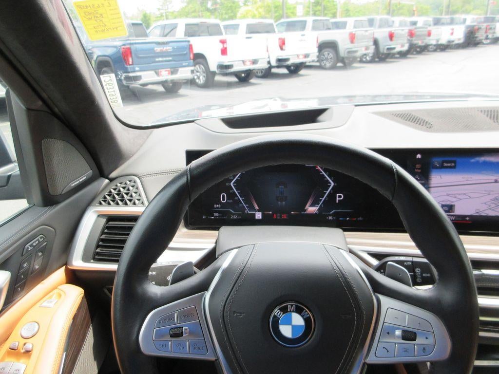 2023 BMW X7 xDrive40i