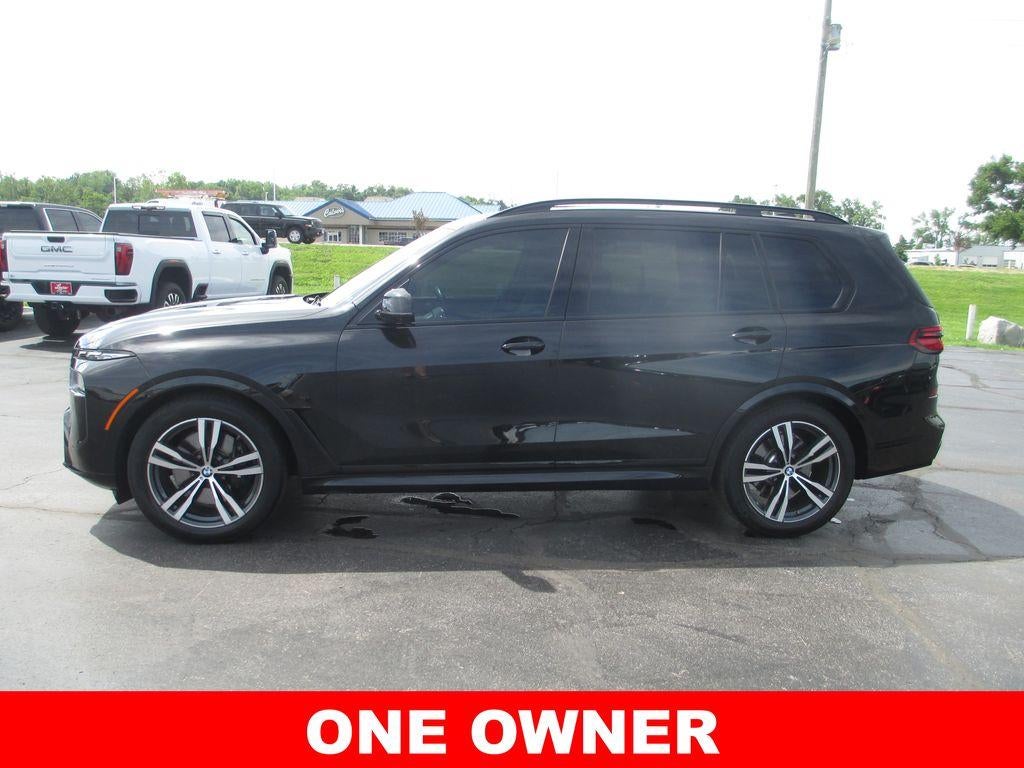 2025 BMW X7 xDrive40i