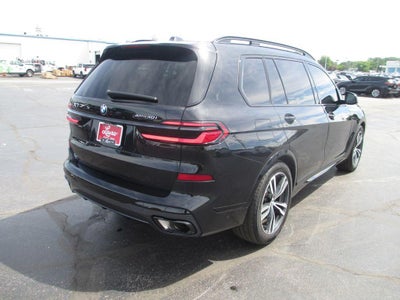 2025 BMW X7 xDrive40i