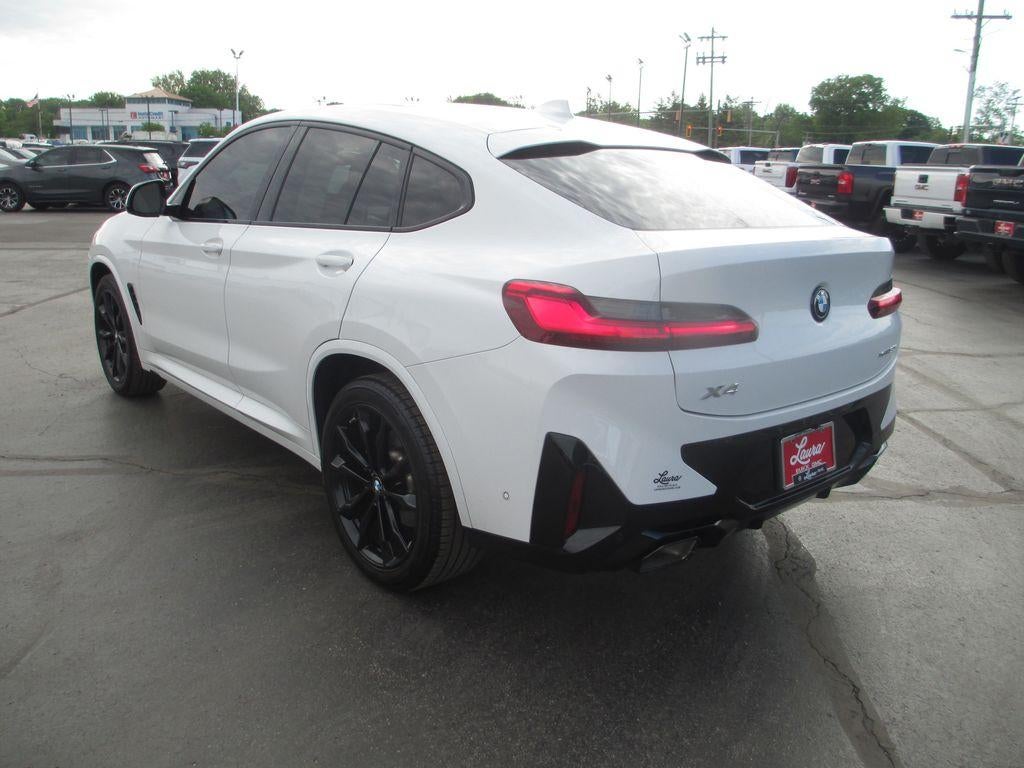 2023 BMW X4 xDrive30i