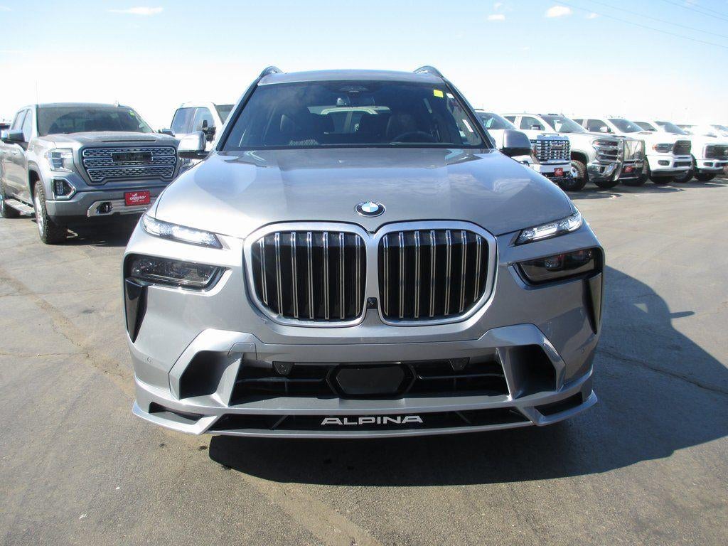 2026 BMW X7 ALPINA XB7
