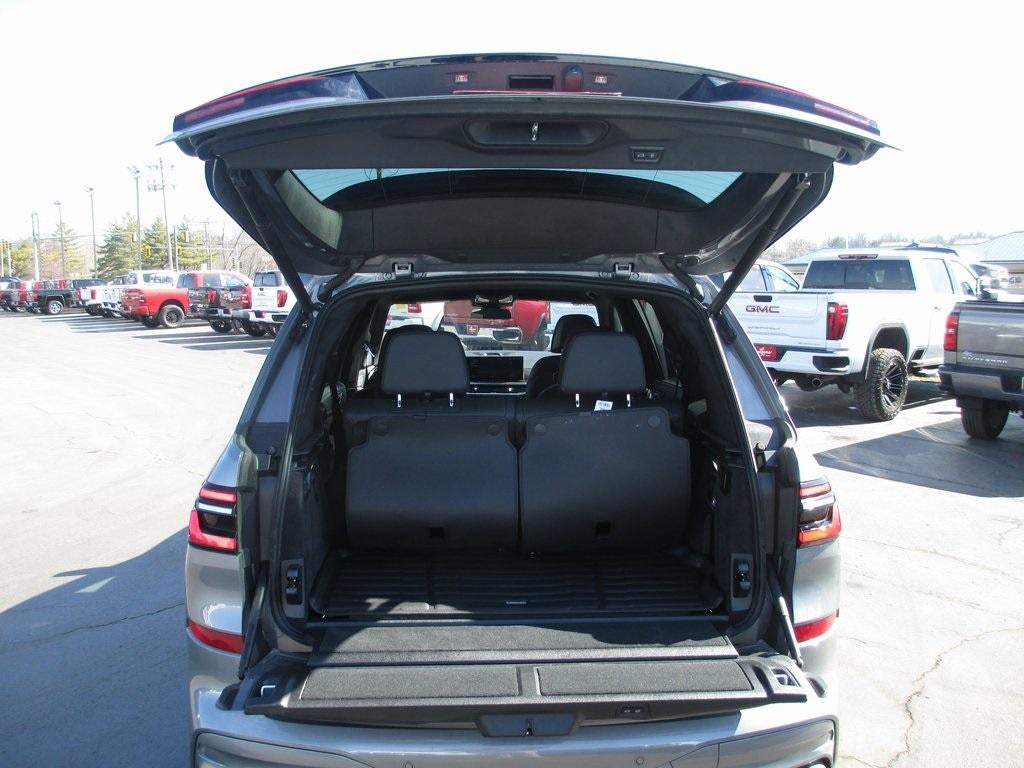 2026 BMW X7 ALPINA XB7