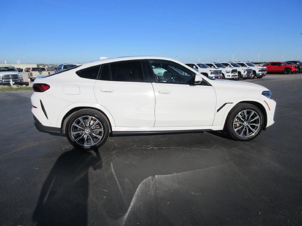 2023 BMW X6 xDrive40i